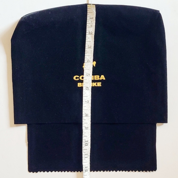 Cohiba Behike Black Velvet Pouch - Picture 4 of 7